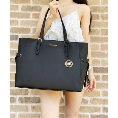 michael kors jet set tote black review|michael kors jet set saffiano.